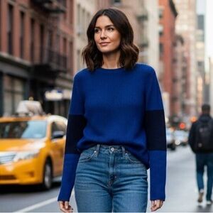 Calvin Klein Women’s Blue Sweater color block ribbed slim fitting